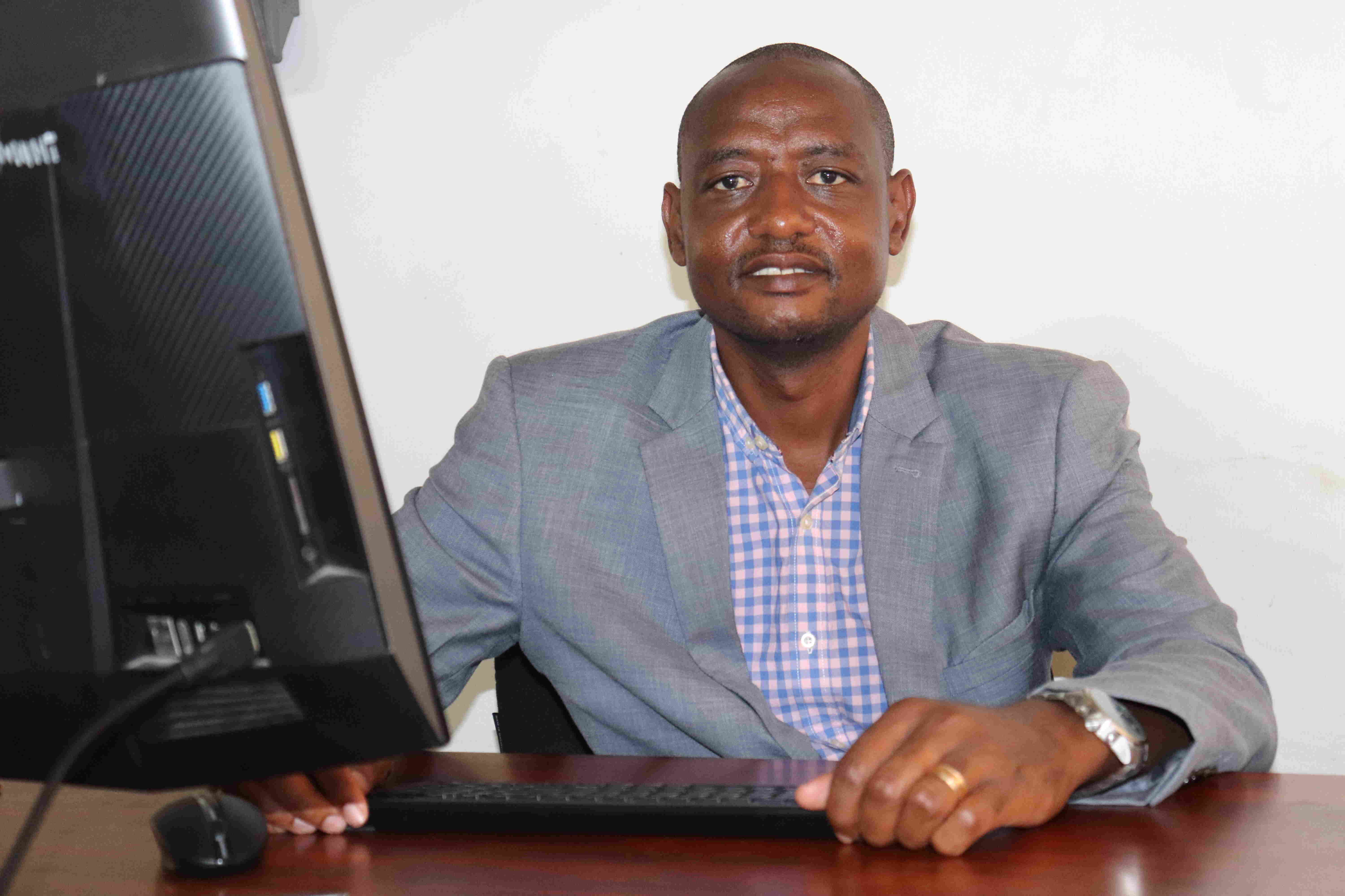 Dr Daudi Mnyanghwalo